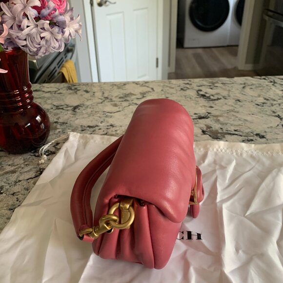 COACH Pillow Tabby 18 - Picture 3 of 6